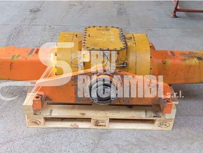 TCM Assale posteriore per Fiat Hitachi W 270 Foto 1