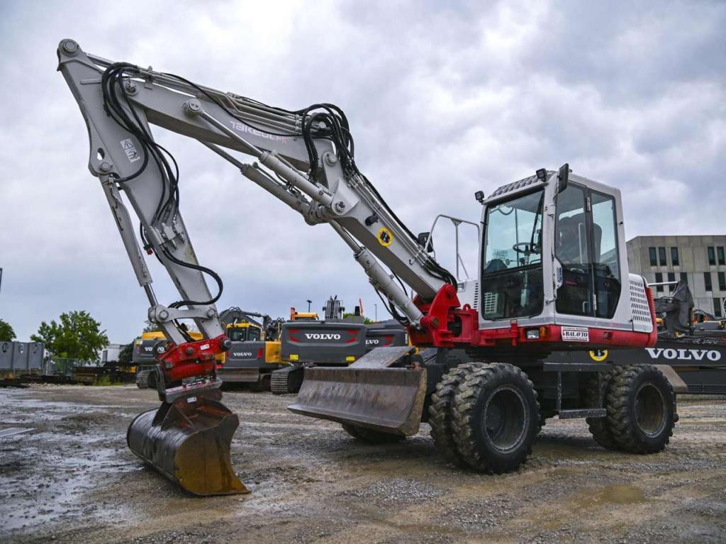 Takeuchi TB175W Foto 1