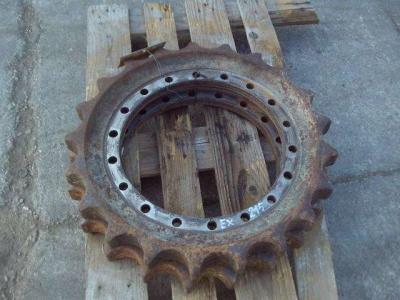 Ruota motrice per Fiat Hitachi EX215 --- AL 70% in vendita da OLM 90 Srl