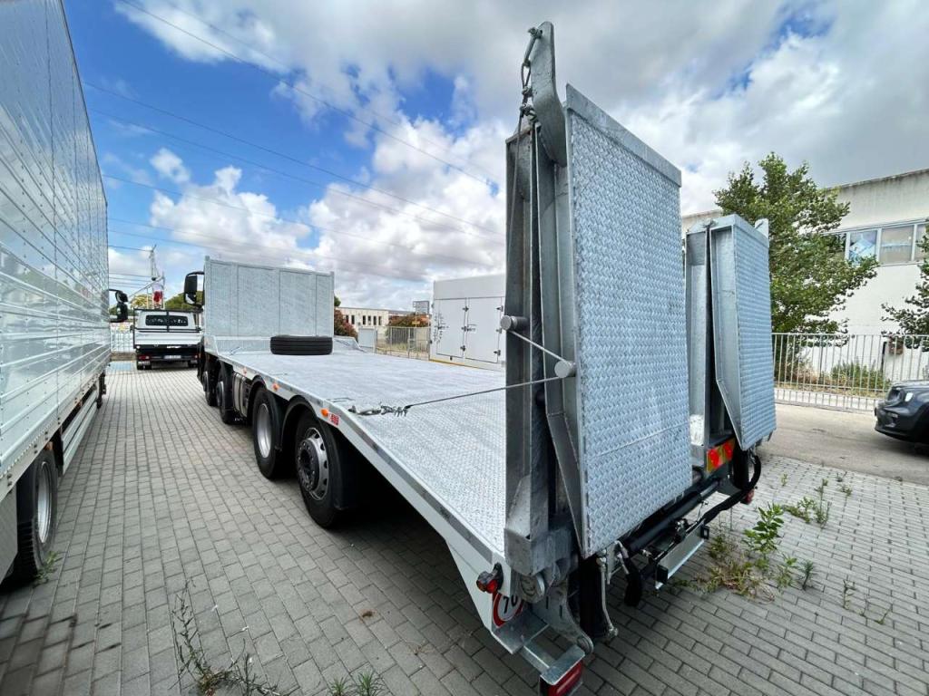 Iveco STRALIS AD350X40 YPS ON 8X32 Foto 9