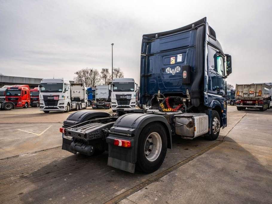 Mercedes-Benz ACTROS 1846 BLS +ADR Foto 5