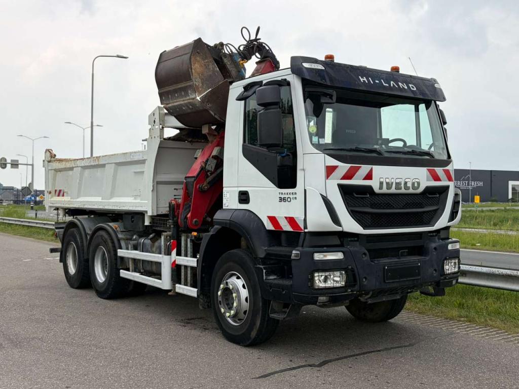 Iveco TRAKKER AD260T360 6x4 Foto 2
