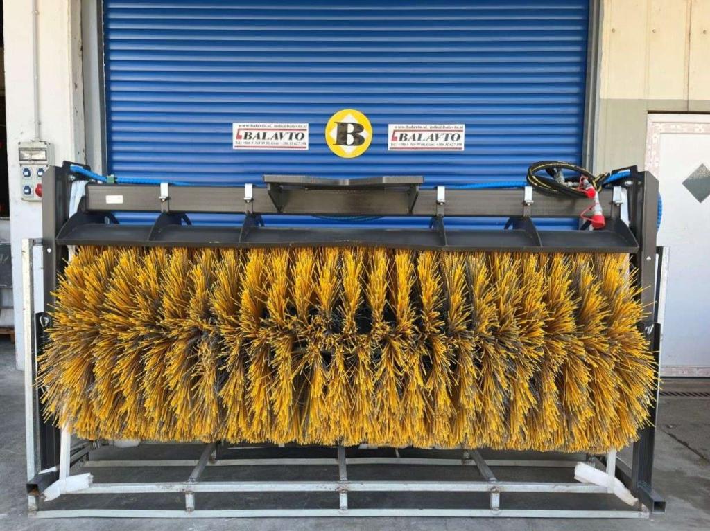 for 12-25 ton machines Spazzola per spazzatrice Foto 1