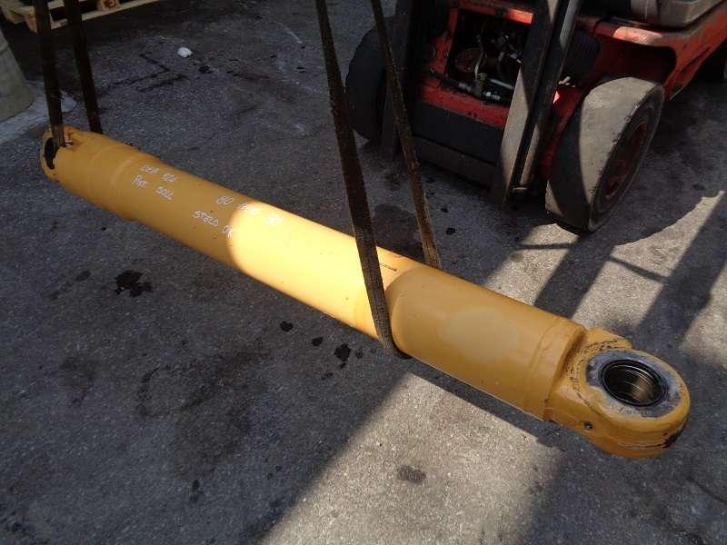 Pistone sollevamento per Liebherr 924 B Foto 3