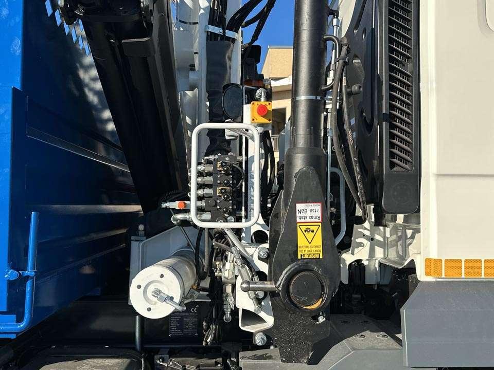 Man TGM 13.250 4x4 Foto 14