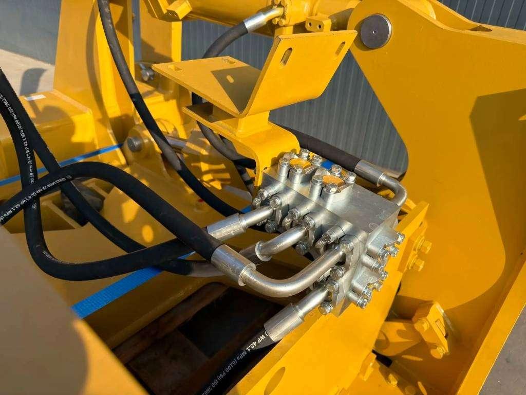Caterpillar D8GC Multi Shank Ripper Foto 4