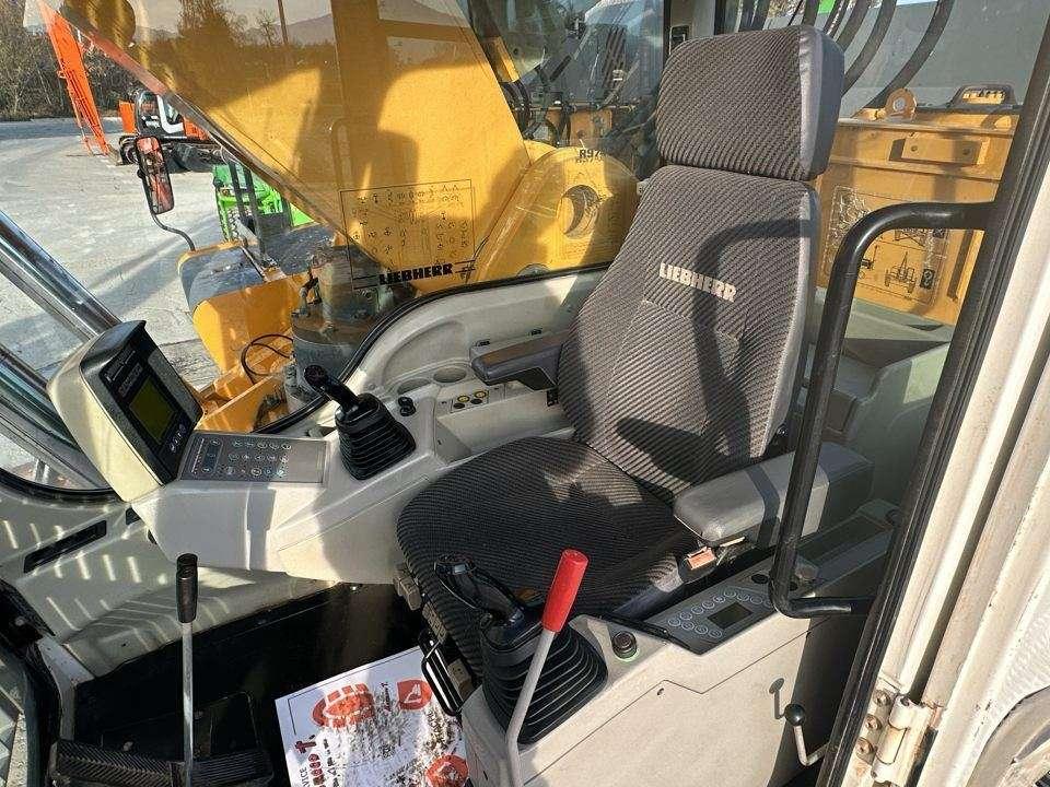 Liebherr R974C HDSL Foto 14