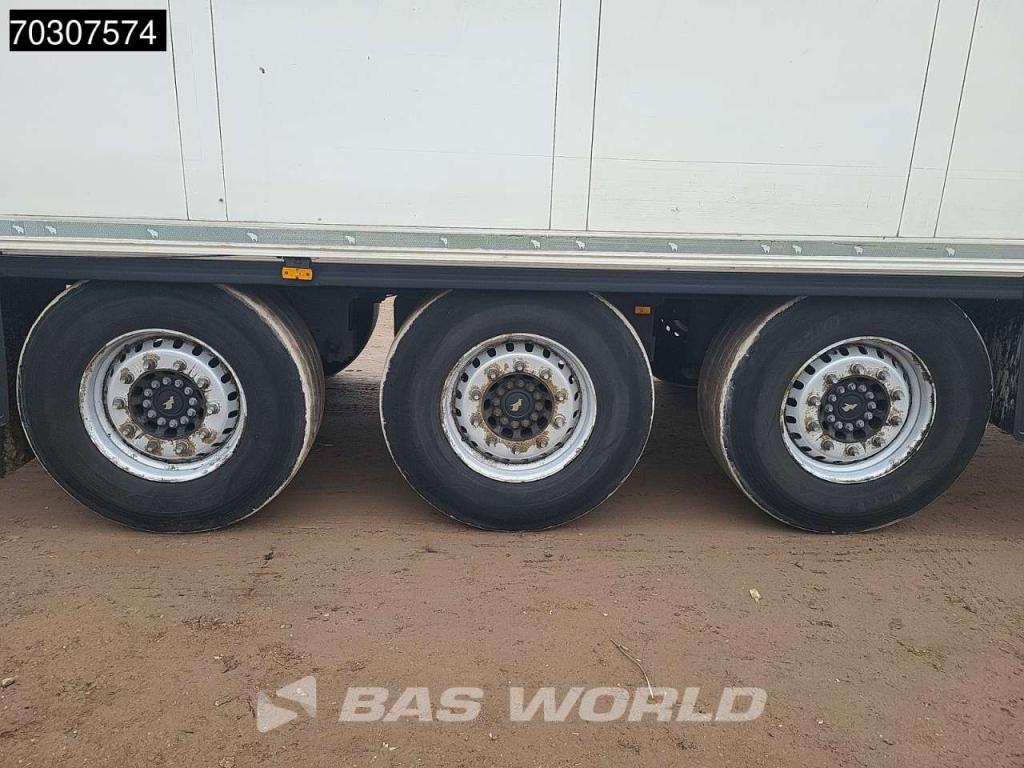 Schmitz SCB*S3B 3 axles FRC Blumenbreit Foto 15