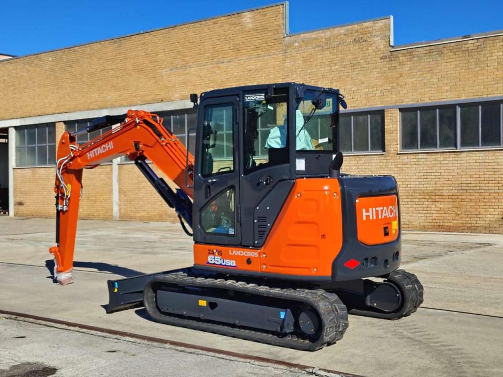 Hitachi ZX 65USB-6 CLR Foto 3