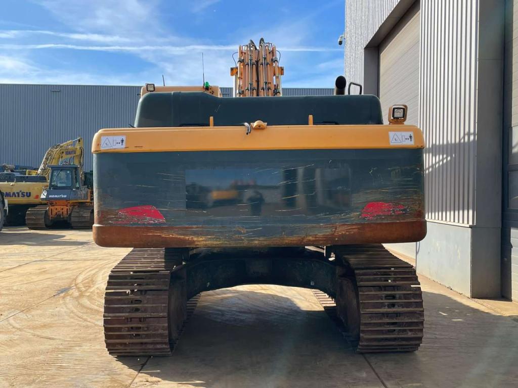 Hyundai Robex 300NLC-9A Foto 4