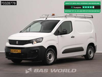 Peugeot Partner 110pk Benzine L1H1 Navi Airco Cruise Camera Parkeersensoren v+a Imperiaal Euro6 L1 Kompakt in vendita da BAS World B.V.