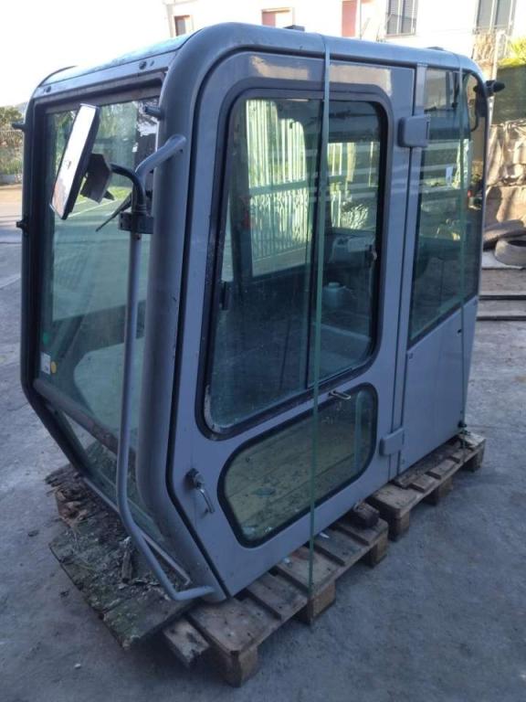 Fiat Hitachi FH200 FH220 Foto 1