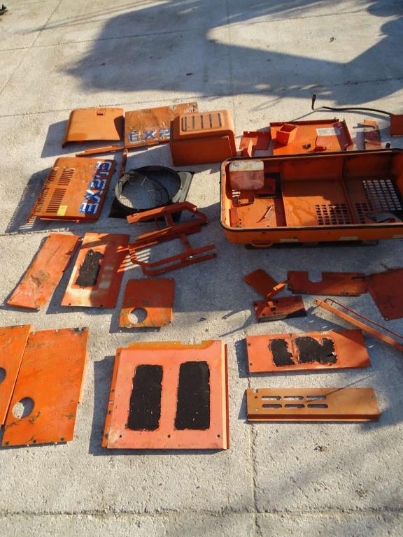 Cofanatura e carter carrozzeria per Fiat Hitachi EX 215 Foto 3