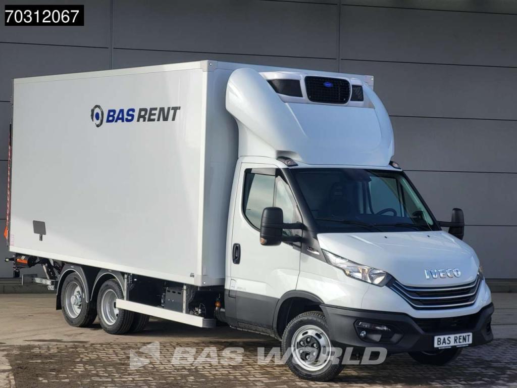Iveco Daily For rent in Germany from €3.795 per month Cruise control Foto 5