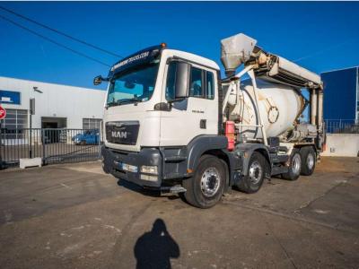 Man TGS 32.360 BB+LIEBHERR 8m3+TAPIS THEAMS 12m in vendita da Braem NV
