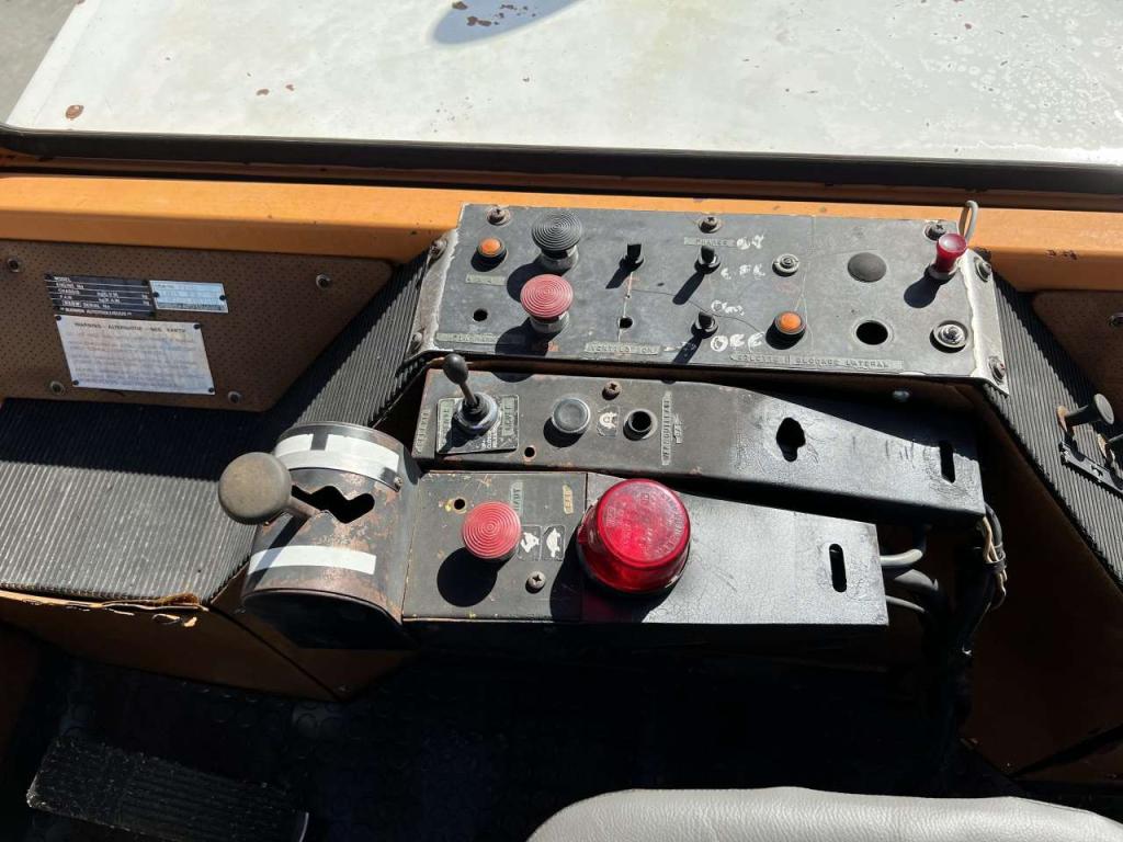 Sisu TR150A/2600 Foto 8