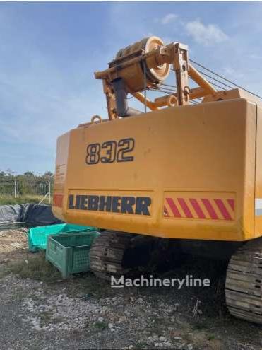 Liebherr HS 832 Foto 6