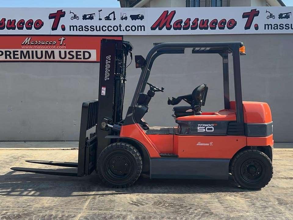 Toyota 7FBMF50 Foto 2