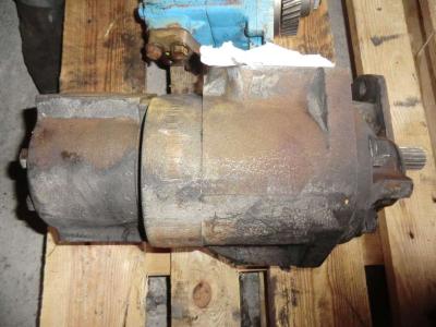 Pompa idraulica per Caterpillar 988B in vendita da CERVETTI TRACTOR Srl