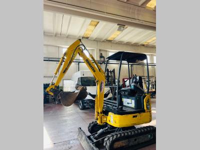 Komatsu PC16R