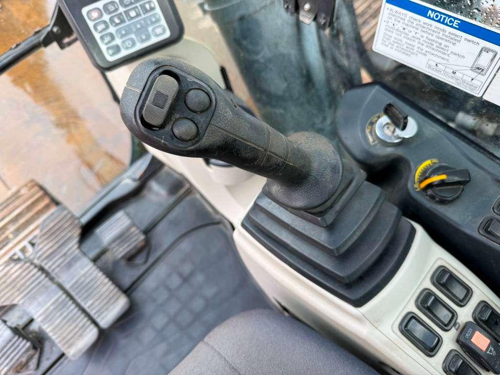 Kobelco SK300NLC-10 - Automatic Greasing / Quick Coupler Foto 11