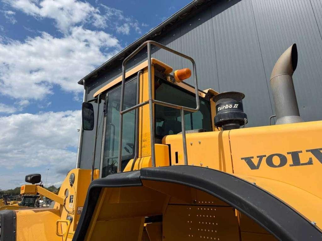 Volvo L180F Foto 14