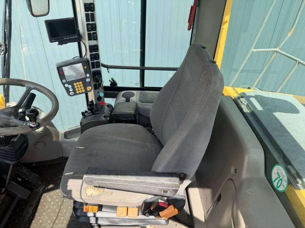 Volvo L180F Foto 30