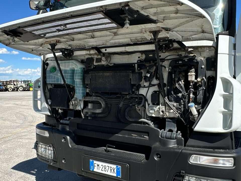 Iveco 410 Foto 11