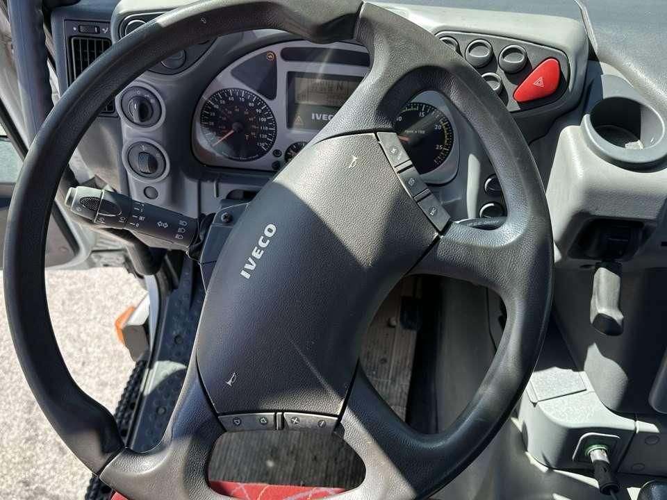 Iveco 410 Foto 17