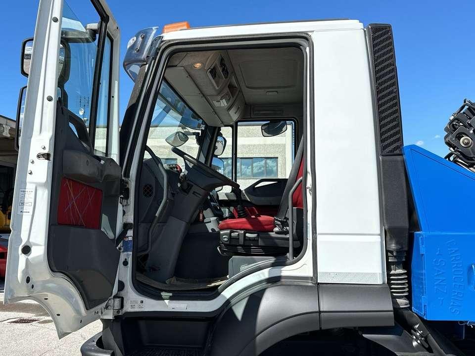 Iveco Trakker 410 6x4 Foto 12