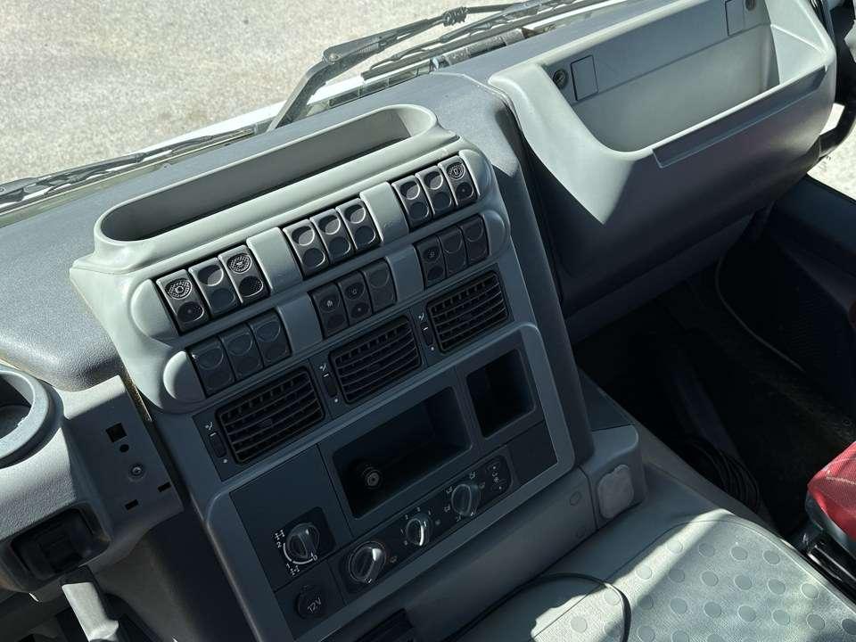 Iveco Trakker 410 6x4 Foto 16