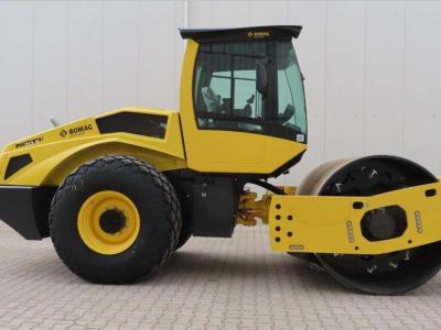 Bomag BW213 D-5 PL in vendita da Bove Verhuur & Verkoop