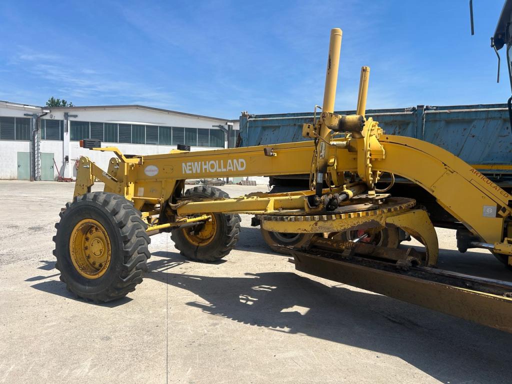 New Holland RG 140 Foto 5