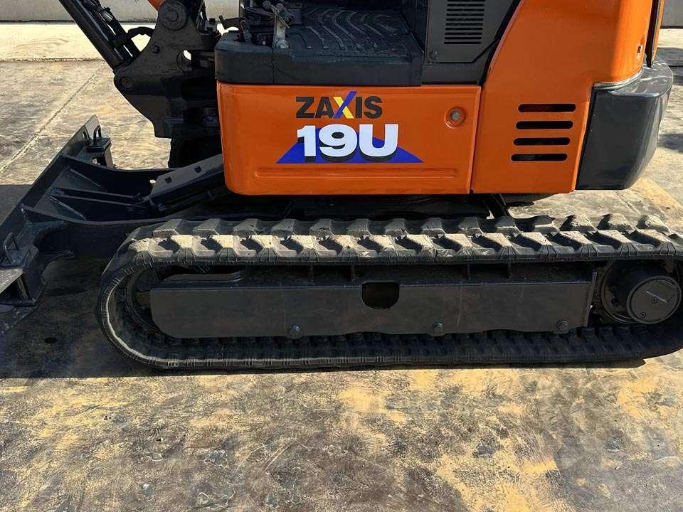 Hitachi ZX19U-5A YR Foto 10