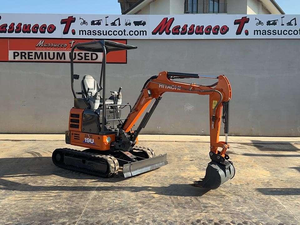 Hitachi ZX19U-5A YR Foto 19