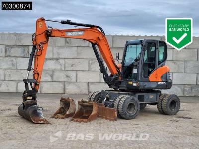 Doosan DX57 W-5 A/C - 3 Buckets in vendita da BAS World B.V.