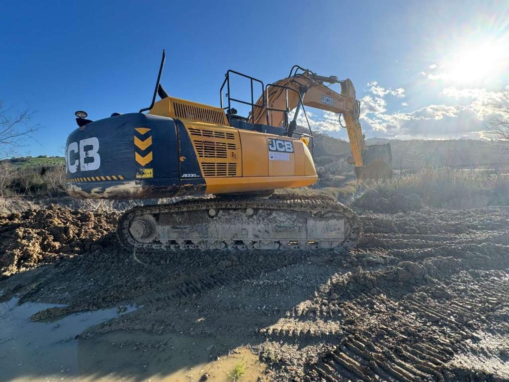 JCB JS330 Foto 1