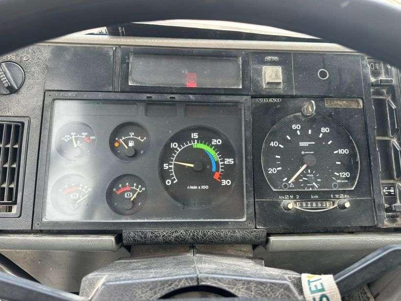 Volvo FL616 Foto 6