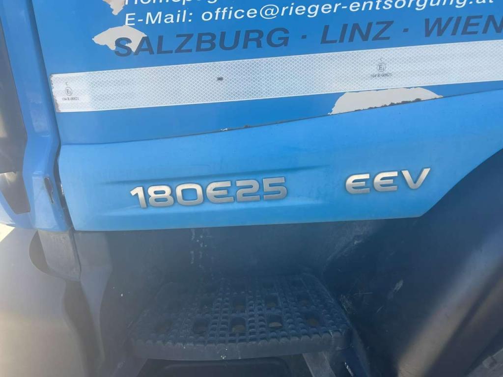 Iveco EUROCARGO 180E25 Foto 12