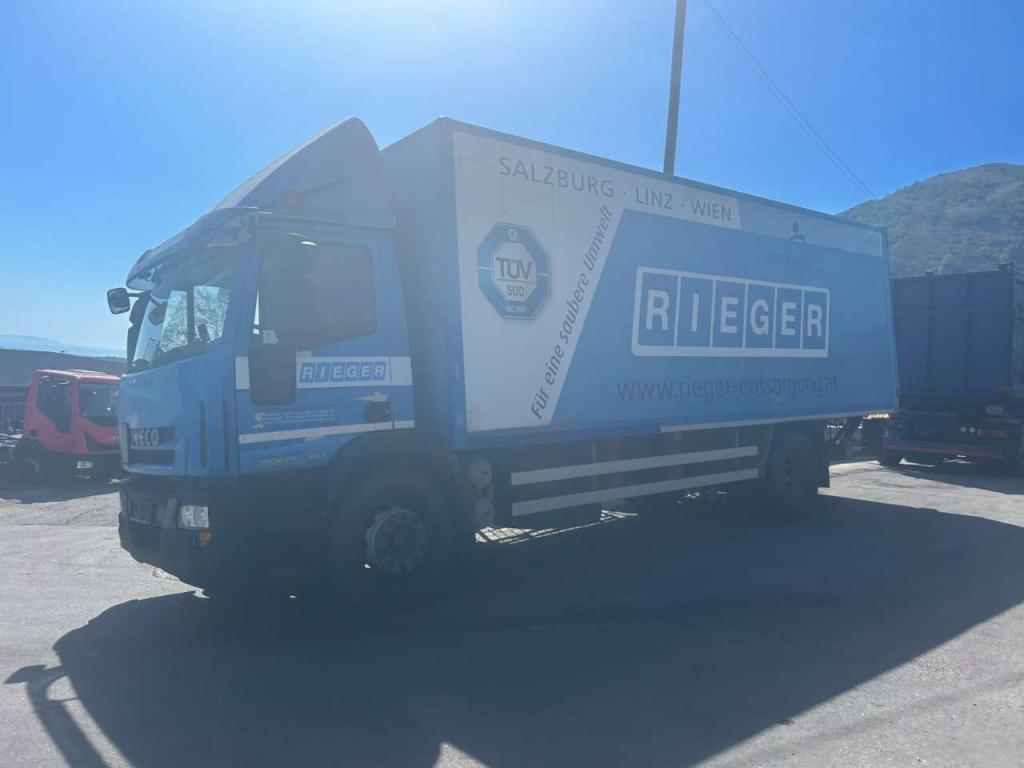 Iveco EUROCARGO 180E25 Foto 21