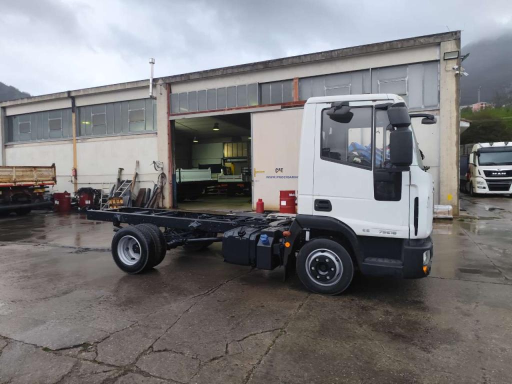 Iveco EUROCARGO 75E16 Foto 29