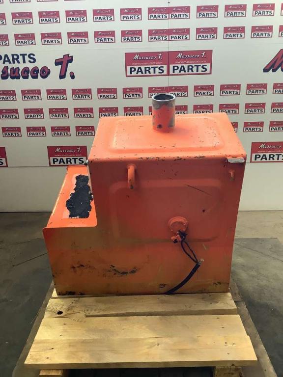 Serbatoio gasolio per Fiat Hitachi EX215 Foto 3
