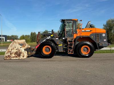 Doosan DL380-7 in vendita da Big Machinery