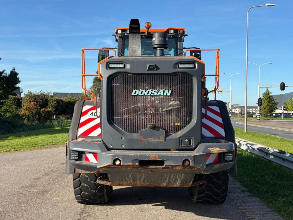 Doosan DL380-7 Foto 4