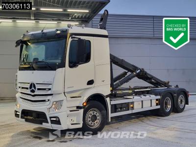 Mercedes Actros 2553 Actros 6X2 JOAB L20A-5600AA containersystem Air suspension Lift Axle Automatic Euro 6 in vendita da BAS World B.V.