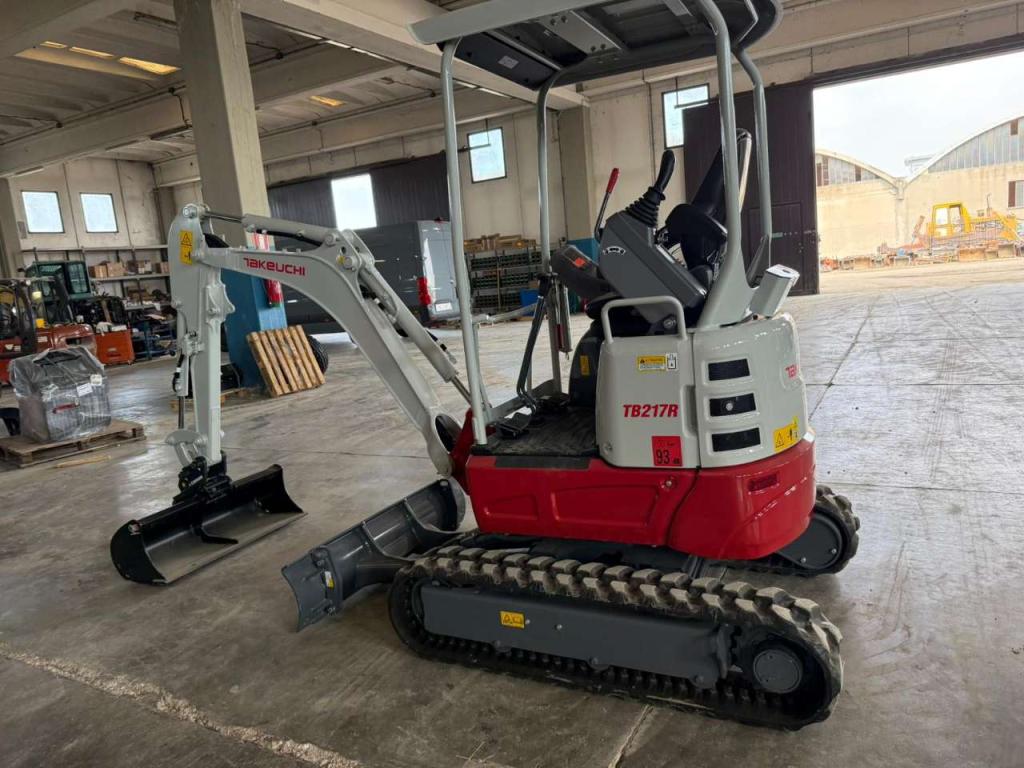 Takeuchi TB217-R Foto 6