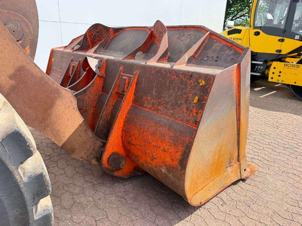 Hitachi ZW250-6 - Automatic Greasing / Weight System Foto 15