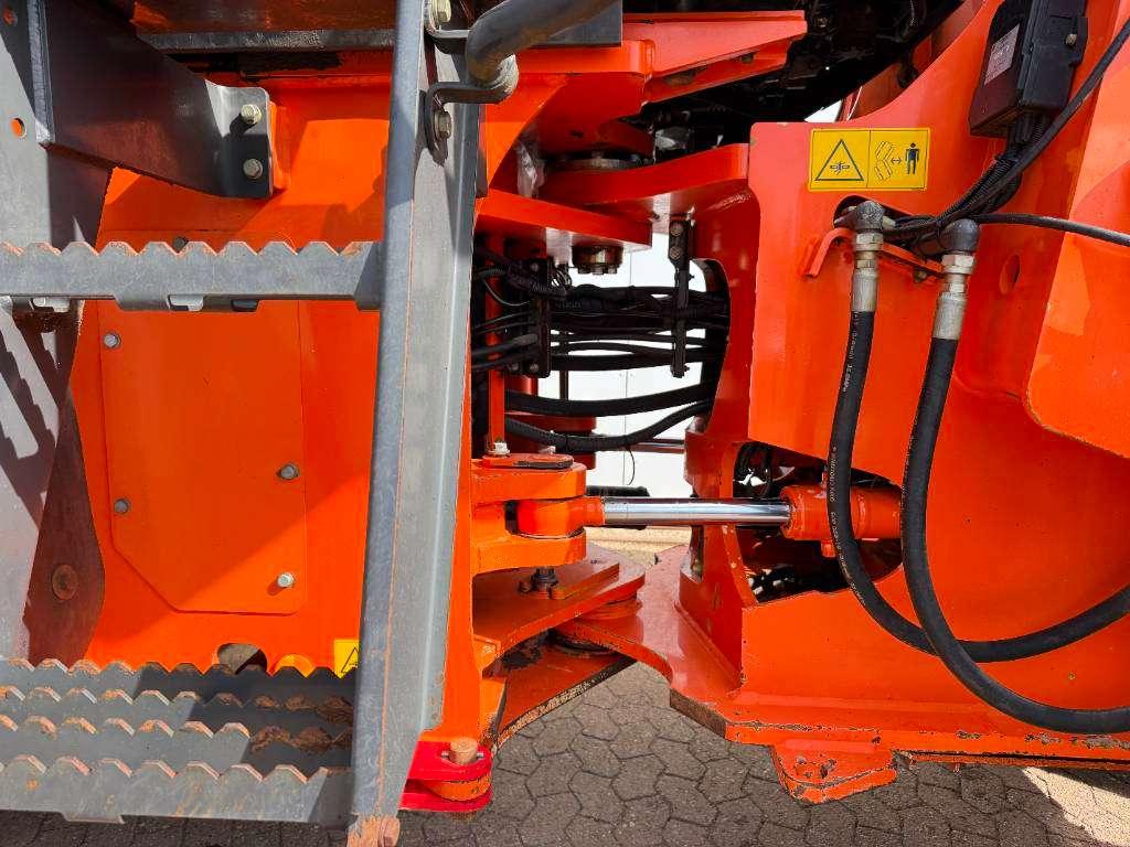 Hitachi ZW250-6 - Automatic Greasing / Weight System Foto 18