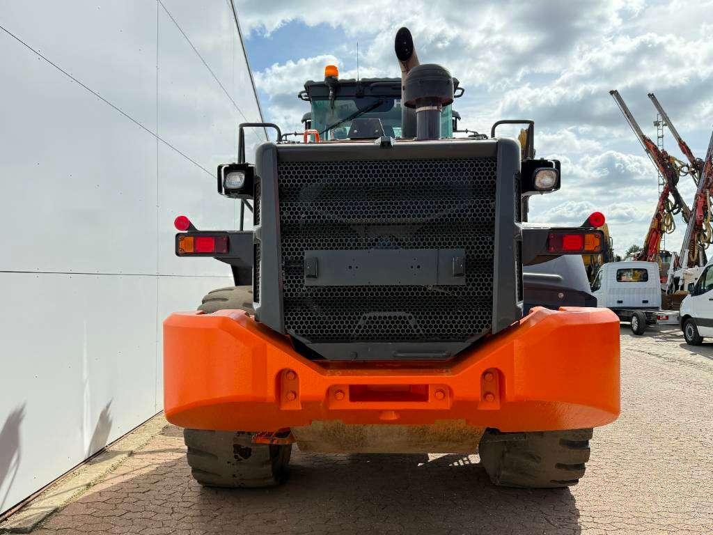 Hitachi ZW250-6 - Automatic Greasing / Weight System Foto 4