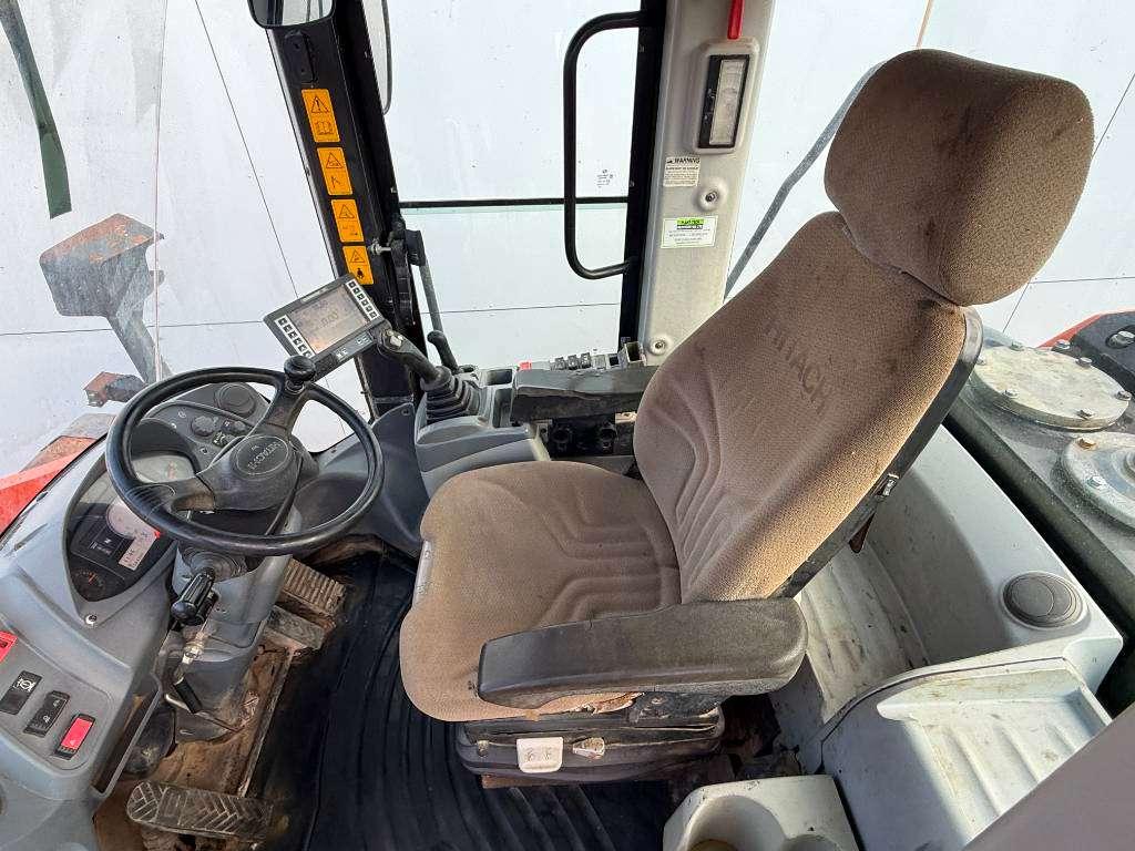 Hitachi ZW250-6 - Automatic Greasing / Weight System Foto 8